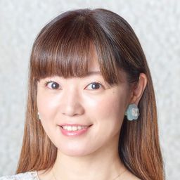 遠藤 綾 飾演 Shoko Ieiri (voice)